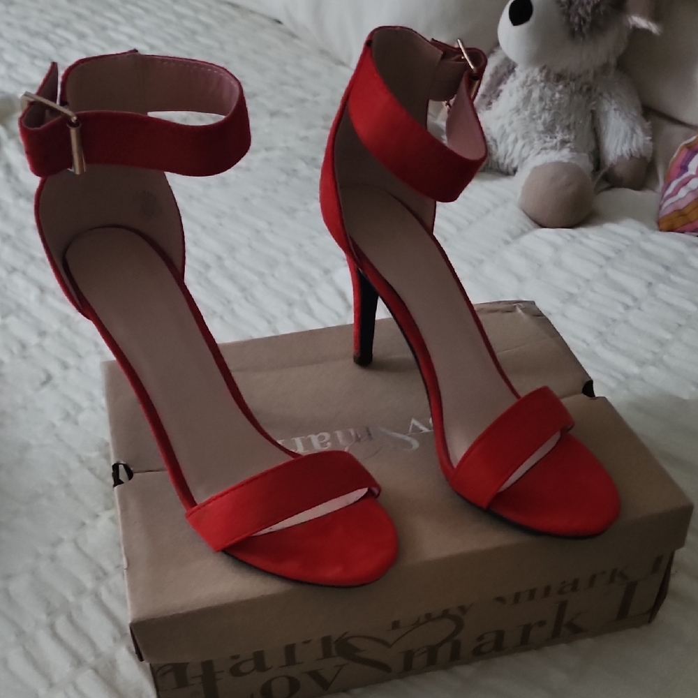 Chic Red Ankle Strap Heels